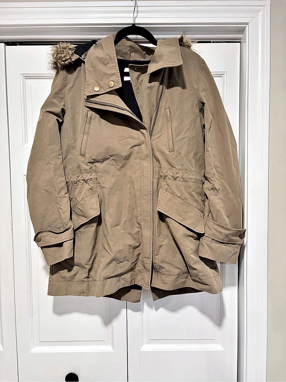 LOFT Utility Jacket in Green size medium